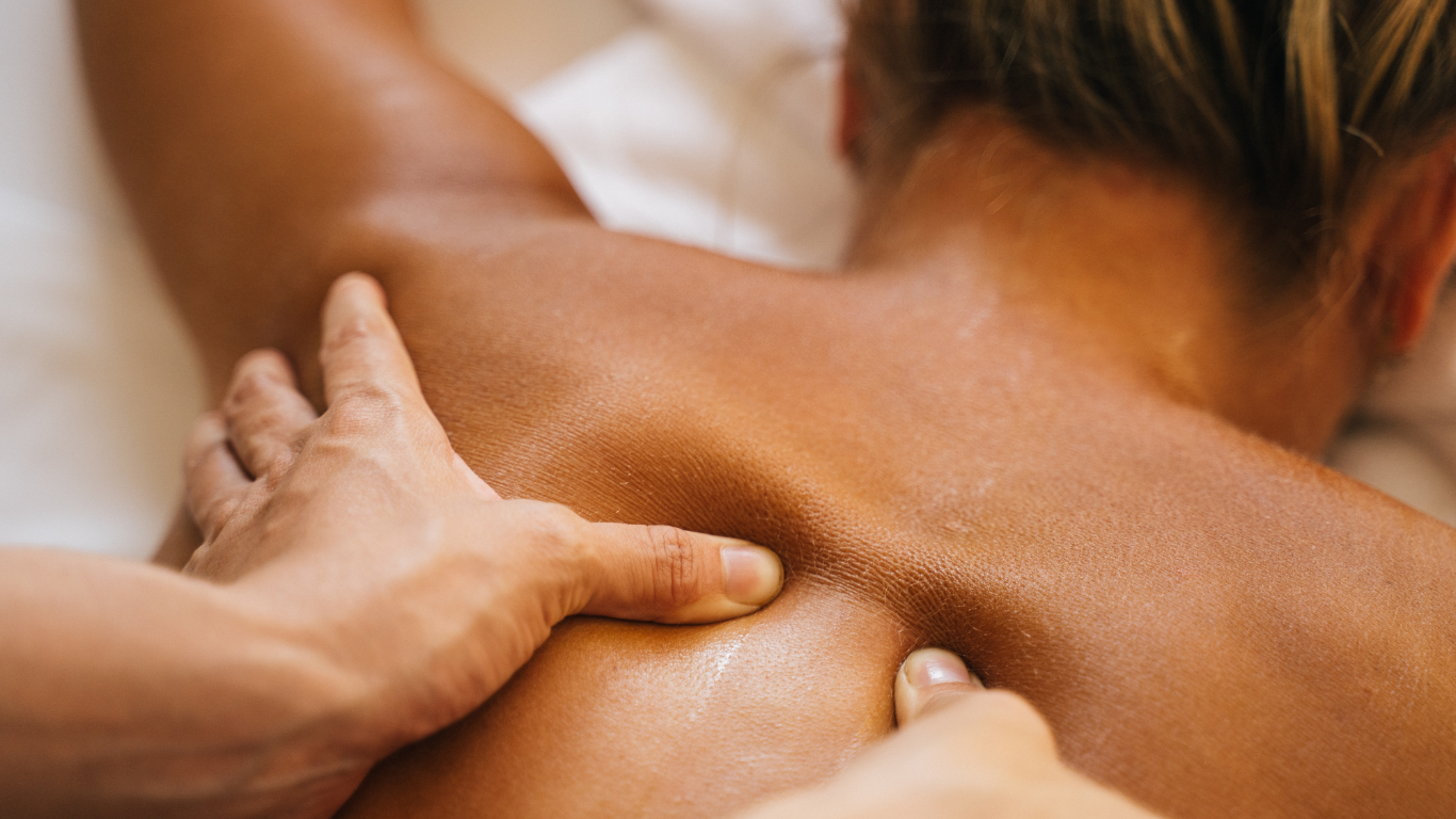 Shoulder massage spa